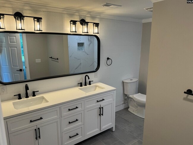 Building Photo - 208 Juarez Ct