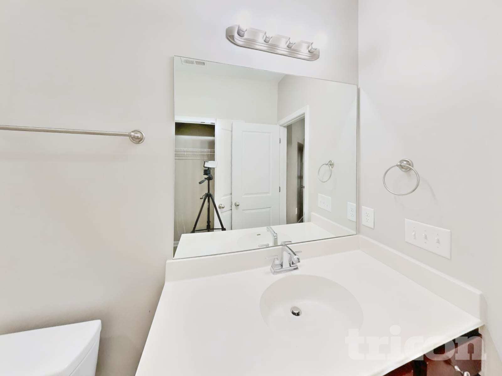 Building Photo - 133 Hickory Station Ln