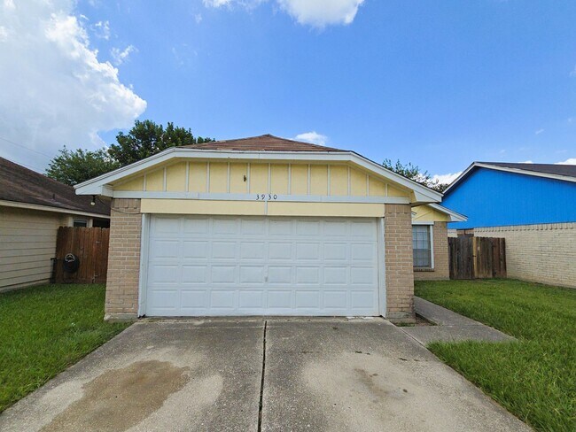 Building Photo - 3930 Mohlerbruk Dr