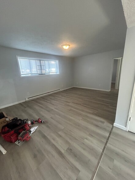 Building Photo - 14520 Milverton Rd