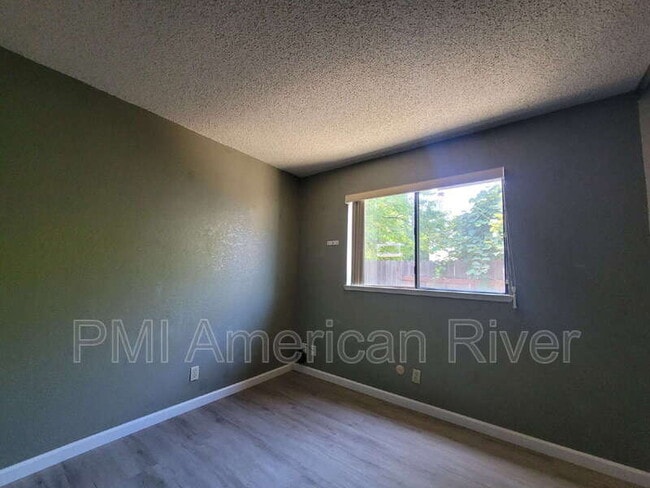 Building Photo - 7396 Marani Way