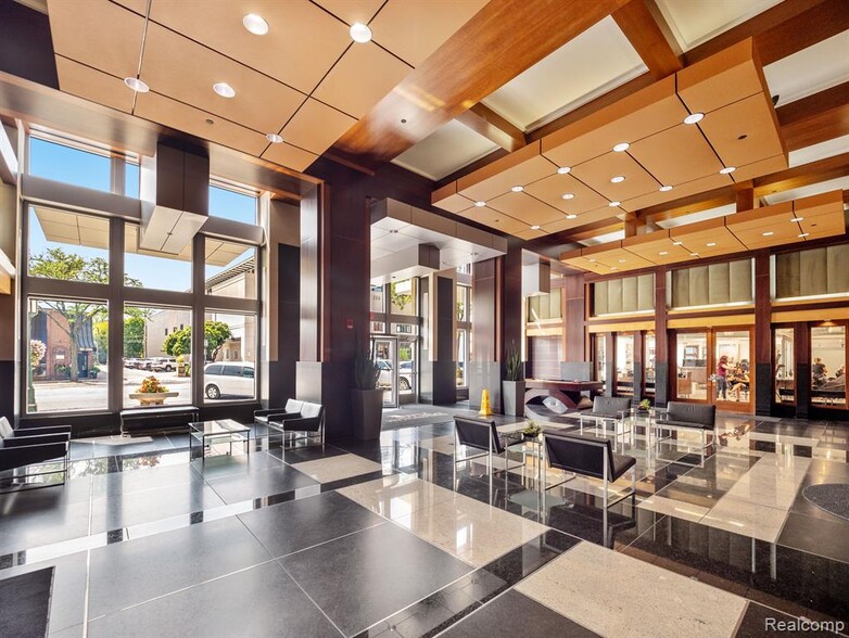 Building Photo - 411 S Old Woodward Ave