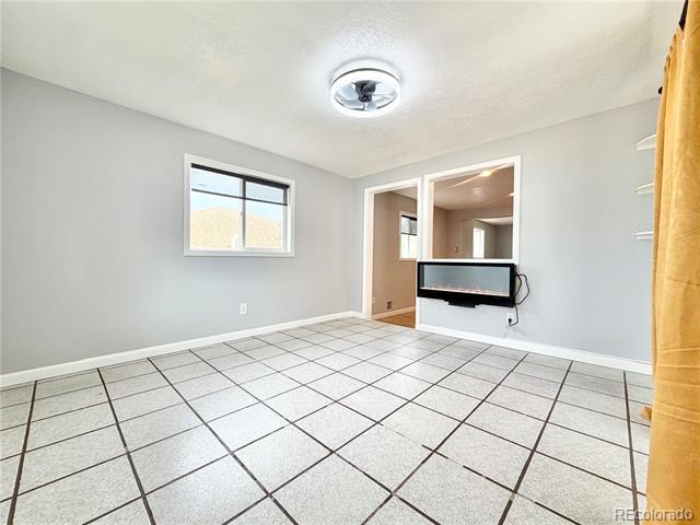 Building Photo - 1285 W Gill Pl