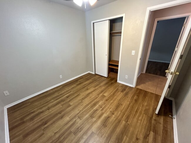 Building Photo - Cozy 3/2 in McKinney Park East