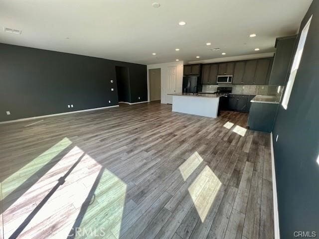 Building Photo - 1558 Babbling Brook Pl