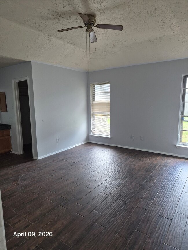Building Photo - 8315 Lone Quail Dr
