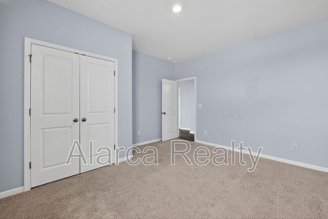 Building Photo - 147 Cherry Birch St