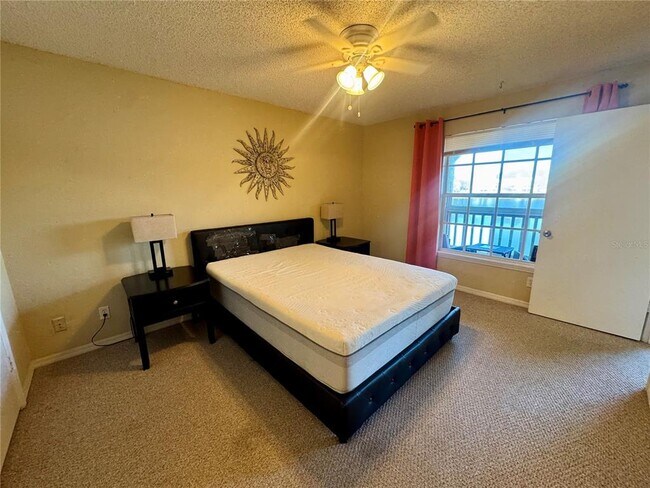 Building Photo - 1065 S Hiawassee Rd