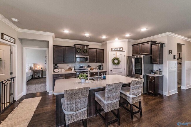 Building Photo - 9097 Segers Trail Loop