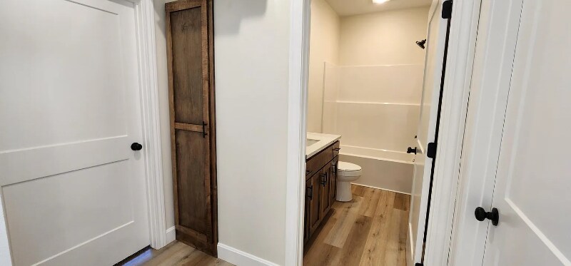 Building Photo - 504 Brian St