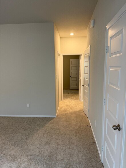 Building Photo - 2615 Derwent Dr