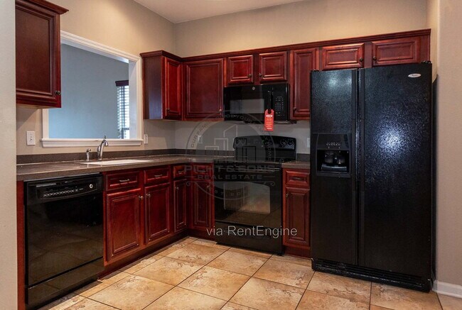 Building Photo - 2297 Del Carmel Way