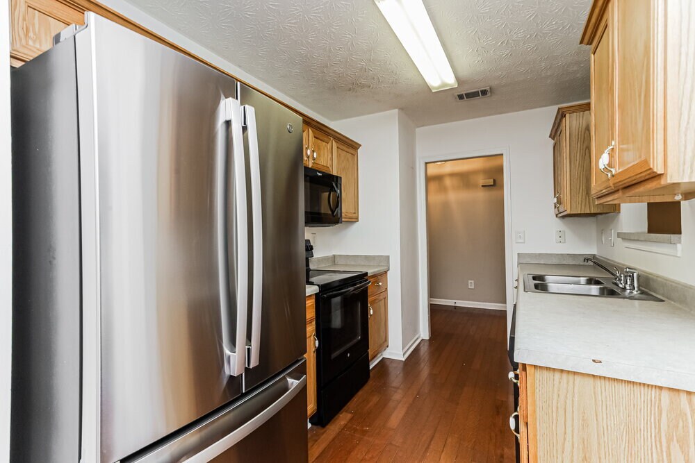 Building Photo - 437 Camella Cir