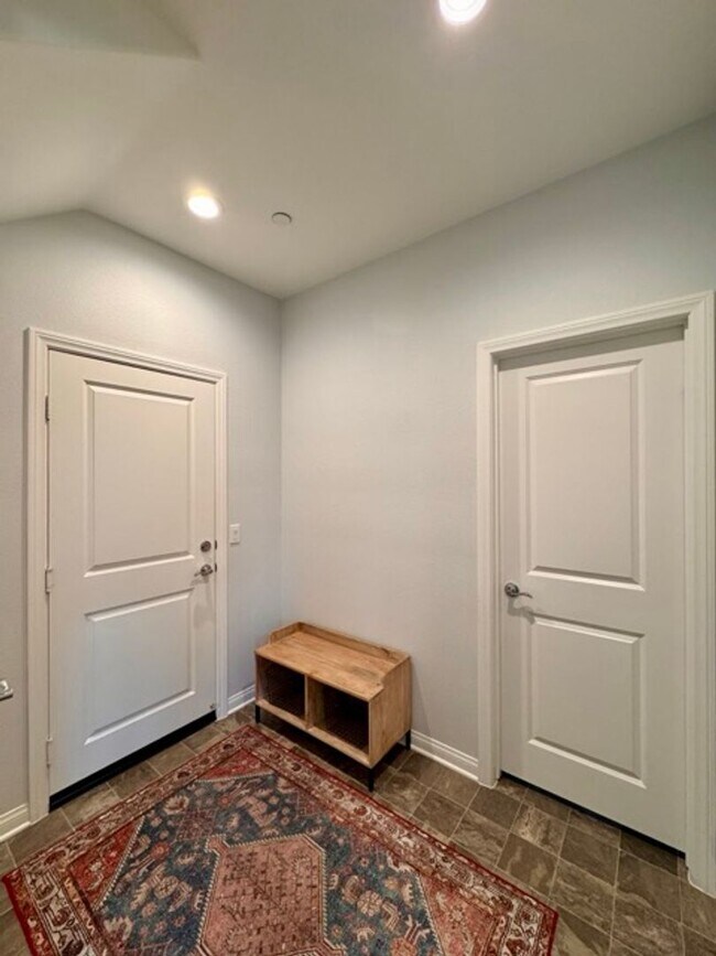 Building Photo - Welcome to this stunning two-story home lo...