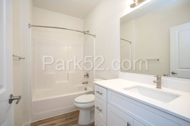 Building Photo - 4546 S Junett St