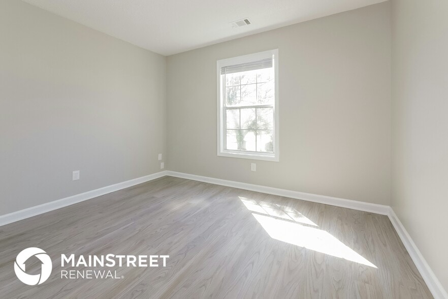 Building Photo - 1514 N Hampton Ct