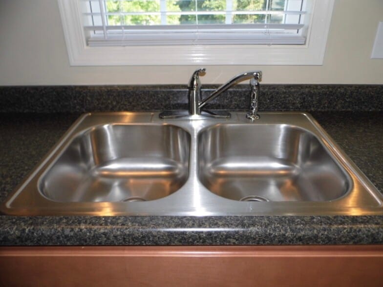 Double stainless sink - 2312-A Belle Ave NE