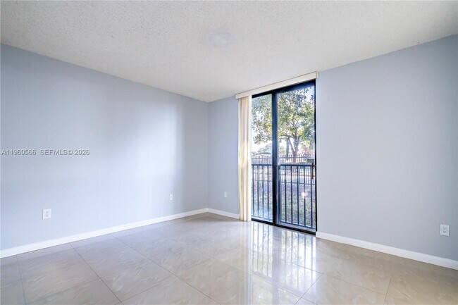 Building Photo - 6795 SW 132nd Ave