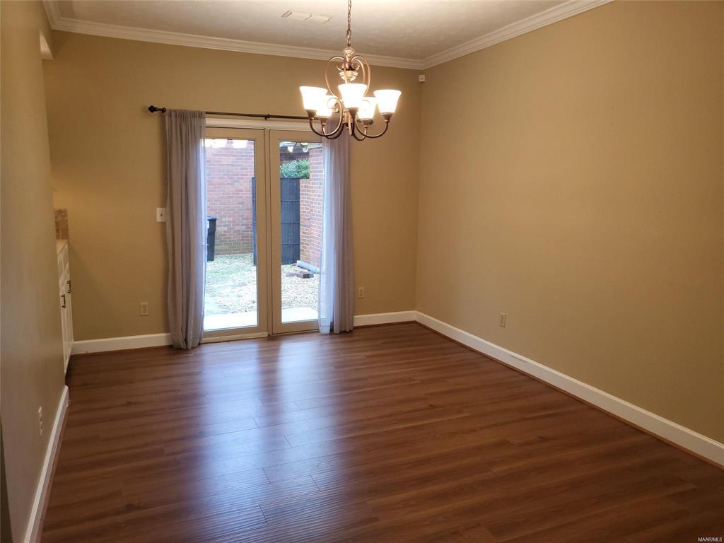 Building Photo - 1516 Charleton Dr