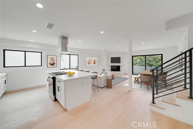 Building Photo - 1334 9th St