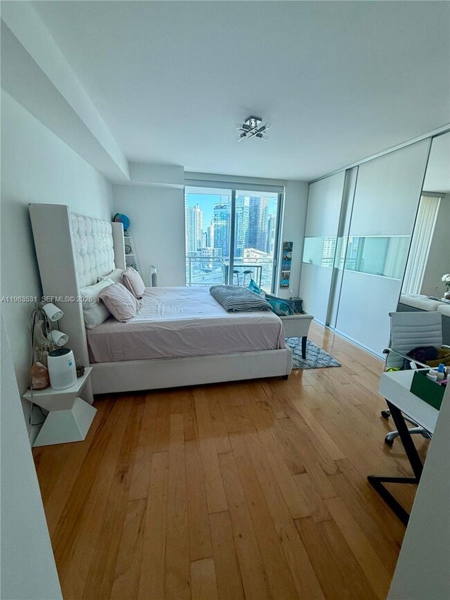 Building Photo - 90 SW 3rd St