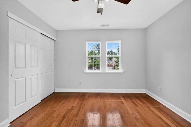 Building Photo - 4007 Jockey Club Circle