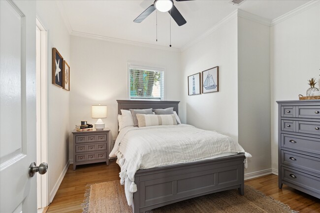 Building Photo - 1213 55th St