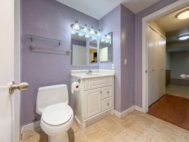 Building Photo - 16817 Larch Way