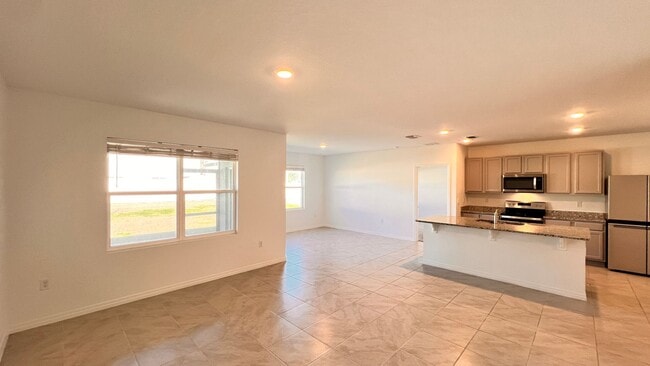 Building Photo - Spacious 3 Bedroom / 2 Bathroom Home in Mt Dora’s Timberwalk Community – AVAILABLE NOW!