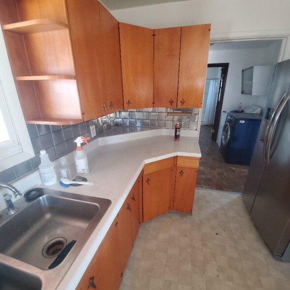 Building Photo - 8015 W 5th Ave