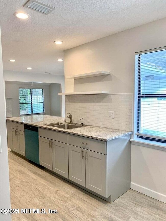 Building Photo - 101 Cordova Reina Ct