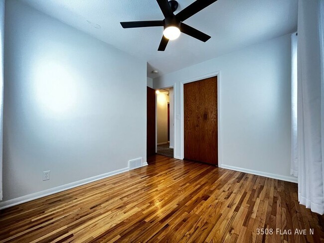 Building Photo - 4br 2.5ba 2cg ~ Security Deposit Alternati...