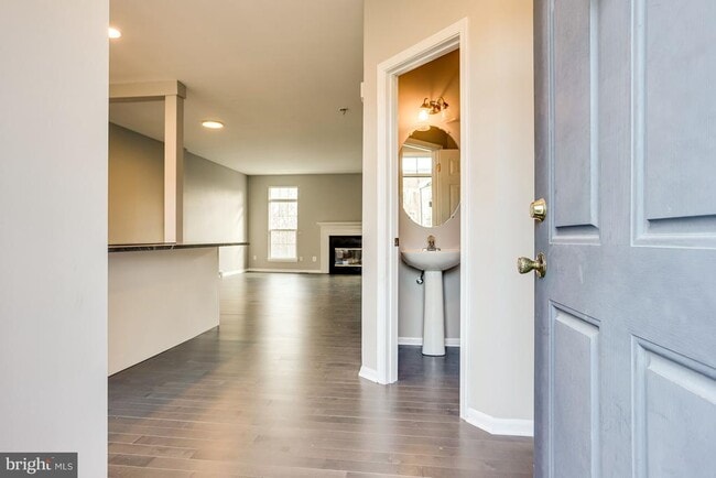Building Photo - 20366 Hartwell St