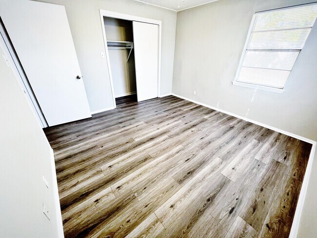 Building Photo - 16943 FM2964