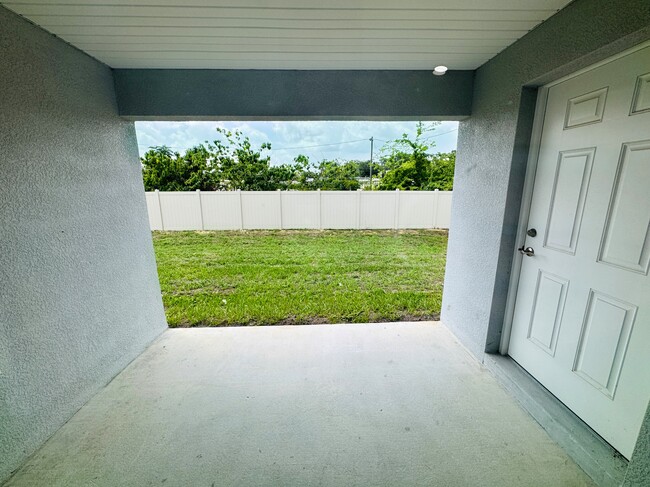 Building Photo - 6574 SE 108th Ln