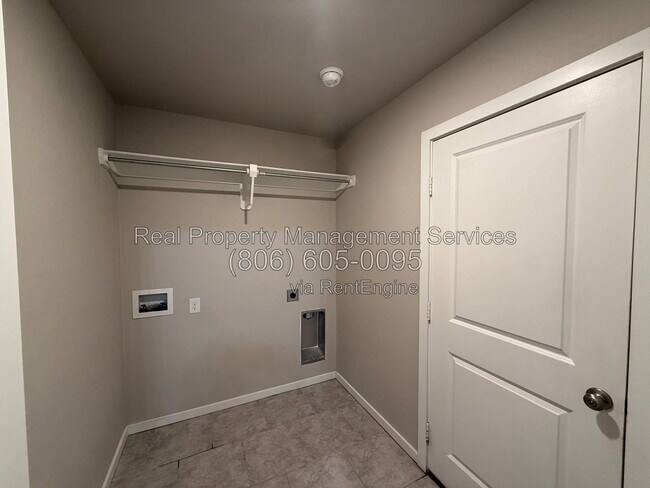 Building Photo - 2709 Wausau Ave