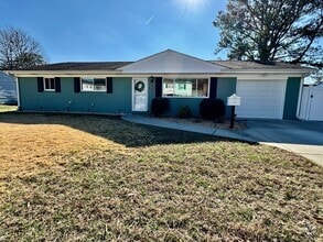 Building Photo - READY 08-26-25!! 3-Bedroom Ranch W/Fenced ...
