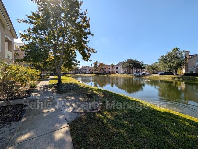 Building Photo - 10517 Villa View Cir