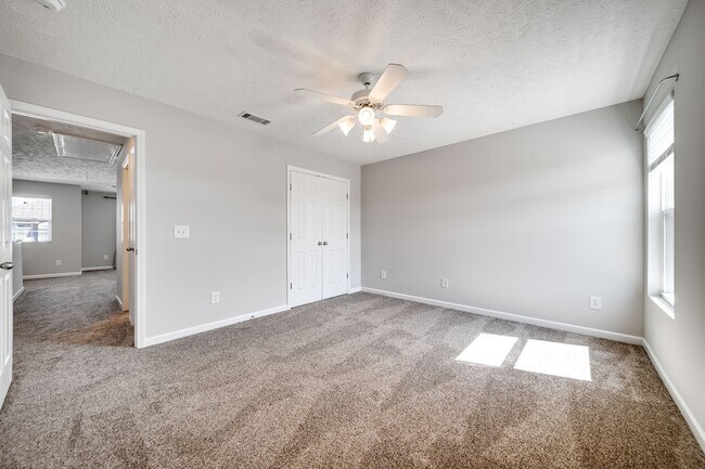 Building Photo - 1005 Gannett Rd