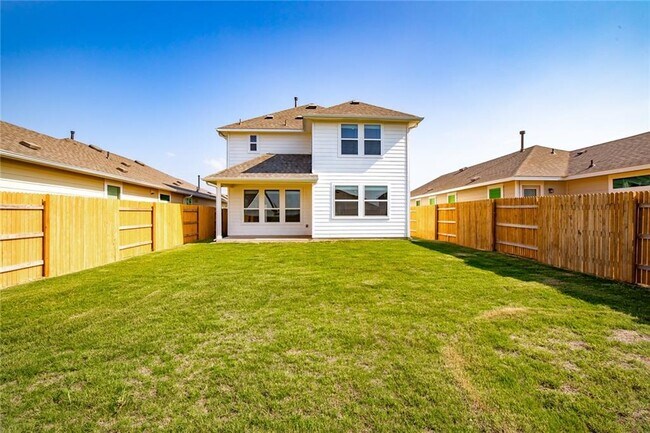 Building Photo - 226 Trailside Ln