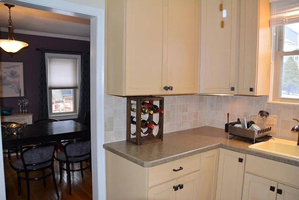 Cabinets - 2475 Channing Rd