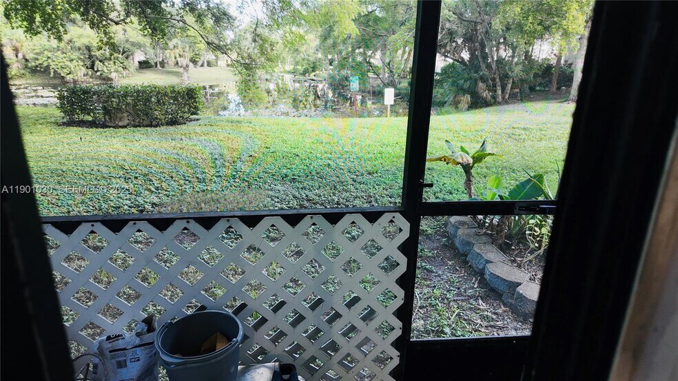 Building Photo - 3037 NW 118th Dr