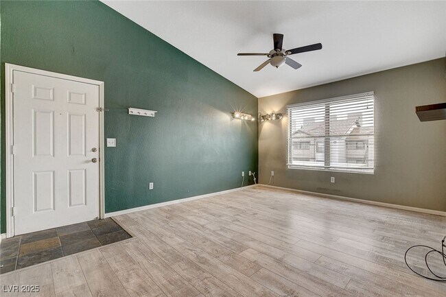 Building Photo - 45 Maleena Mesa St