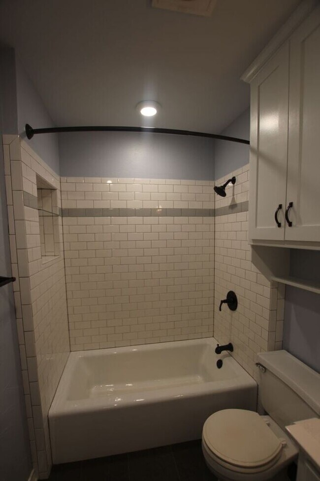 Building Photo - Available! Beautiful 3 bedroom in Whitehouse!