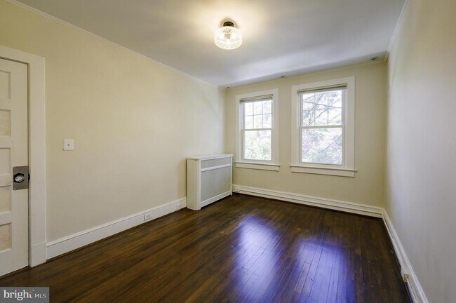 Building Photo - 3712 Garfield St NW