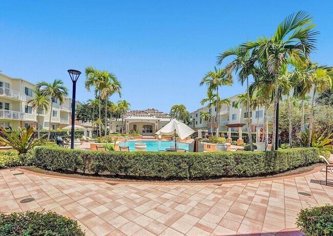 Building Photo - 9857 Baywinds Blvd