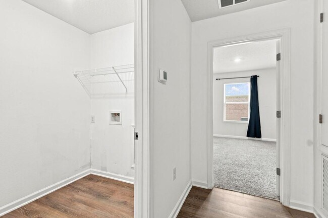 Building Photo - 3284 Chapelwood Dr