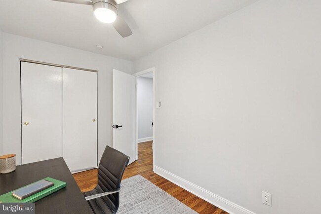 Building Photo - 3804 Fairmount Ave