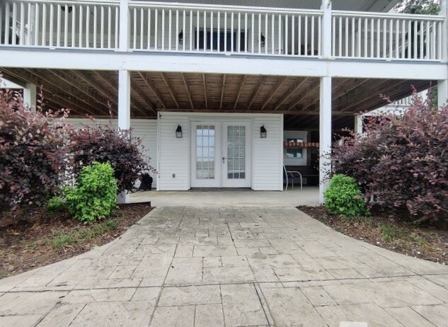 Building Photo - 227 Dove Rd