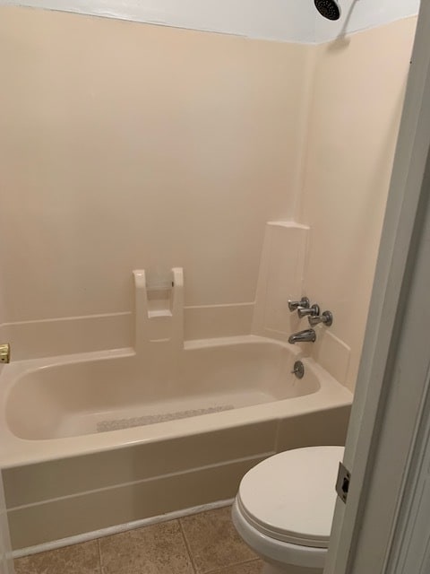 Upstairs Shared Bath - 105 Wellesley Dr